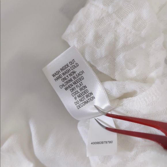 🎄 3/$35 Dana Buchman Sheer Blouse with Cami - Picture 8 of 9